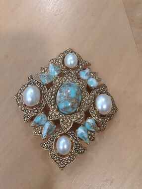 Sarah Coventry Gold-Tone Turquoise & Faux Pearl Ornate Brooch
